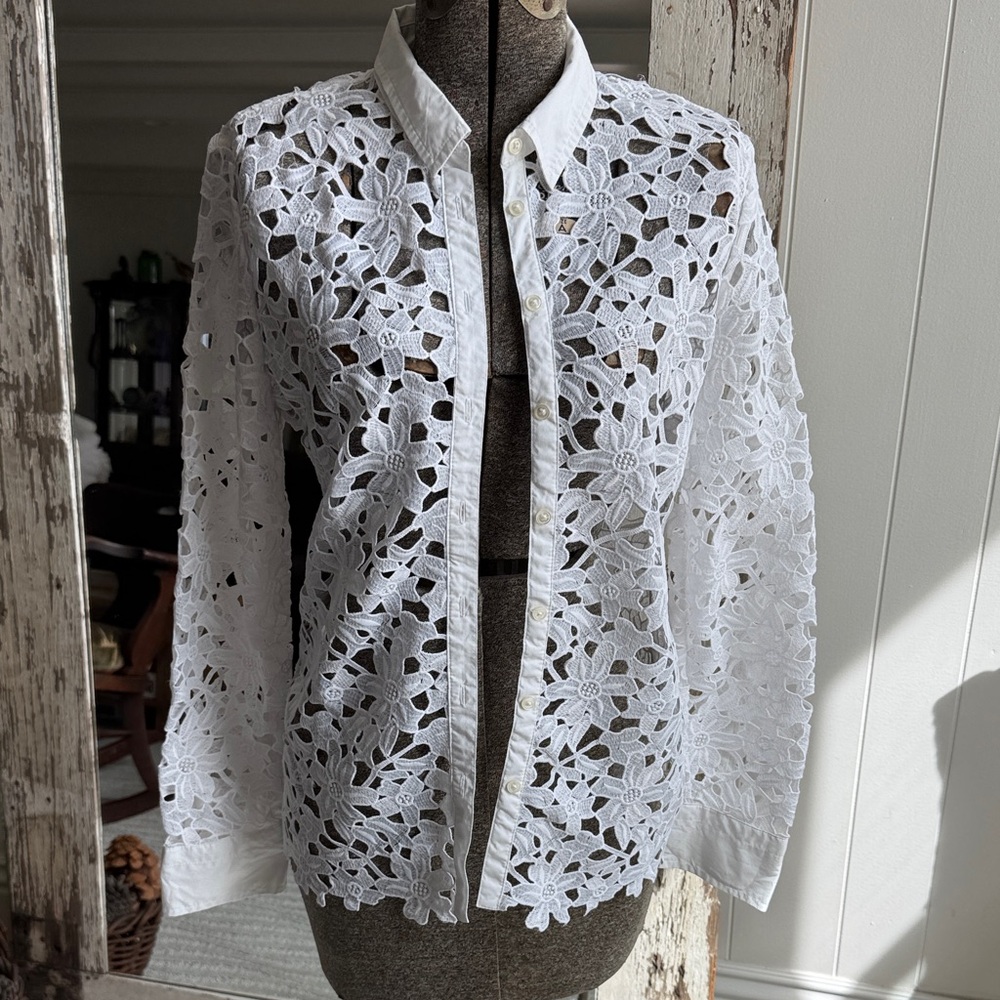 Banana Republic White  Lace Top